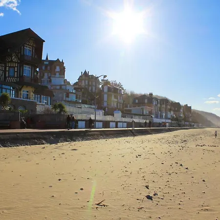 Lägenhet D'une A Sur Mer A 500 M De La Plage Avec Vue Sur La Mer Piscine Partagee Et Jardin Amenage Villers-sur-Mer